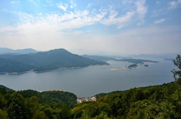 花亭湖风景