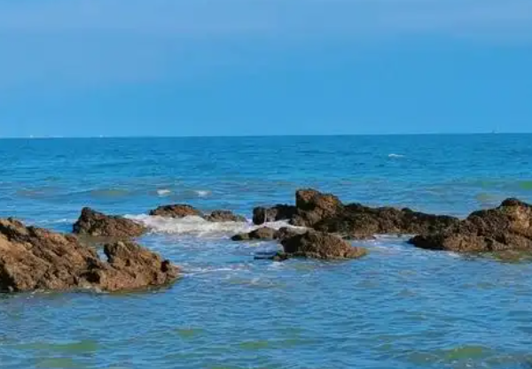 晏镜岭大海