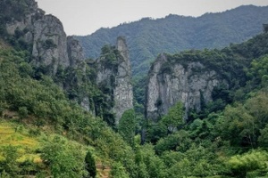 攀剑门、访龙门，醉心十门峡